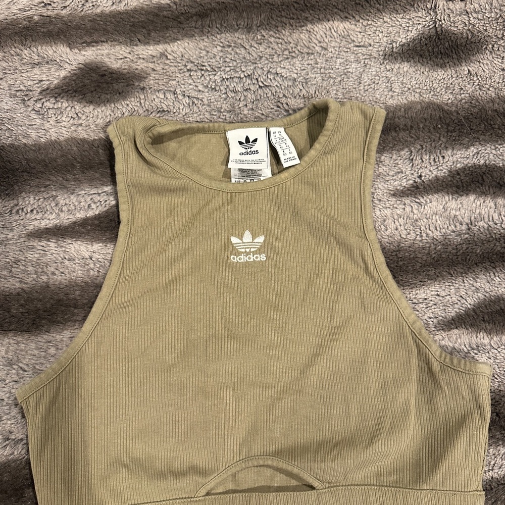 Adidas Women's green Ribbed Crop Top